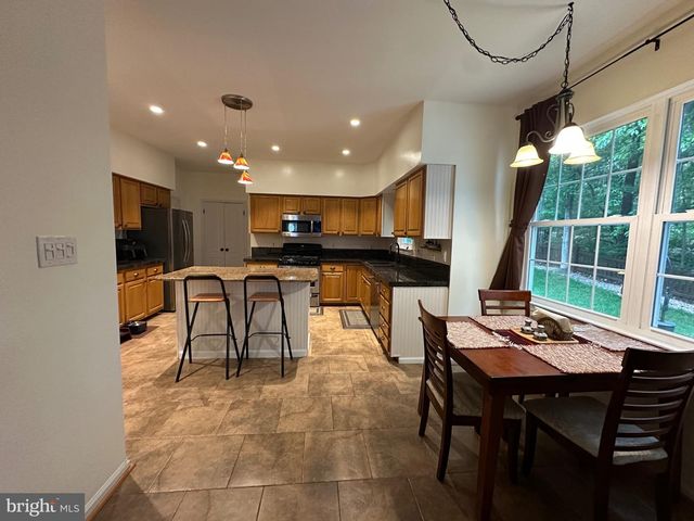 15452 CAGNEY CT, Woodbridge, VA 22193