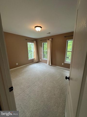 15452 CAGNEY CT, Woodbridge, VA 22193