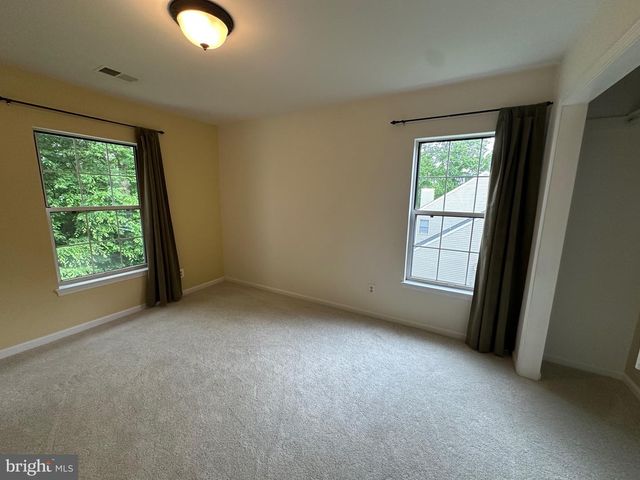 15452 CAGNEY CT, Woodbridge, VA 22193