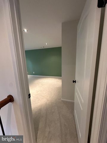 15452 CAGNEY CT, Woodbridge, VA 22193