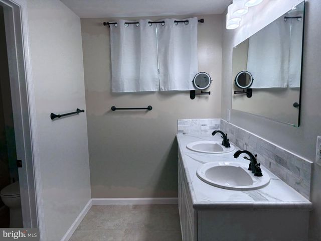 15452 CAGNEY CT, Woodbridge, VA 22193