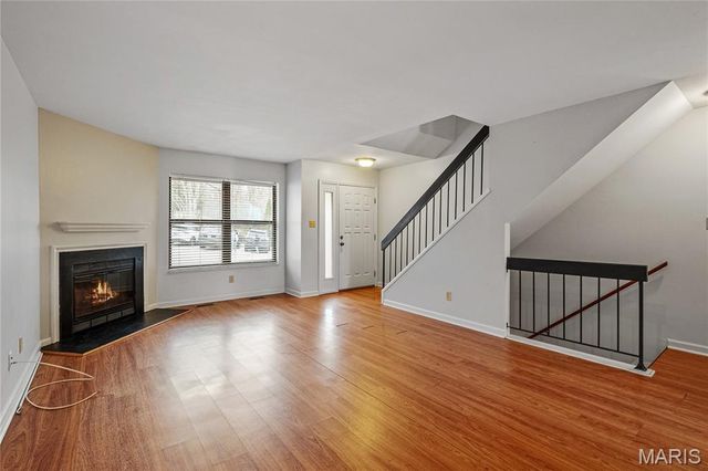 707 Forest Trace Drive E, Chesterfield, MO 63017