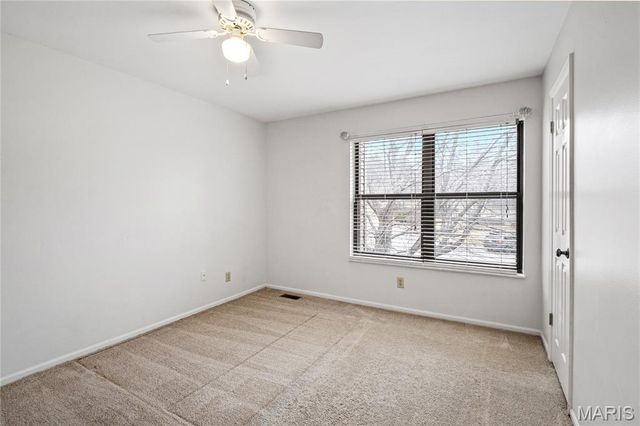 707 Forest Trace Drive E, Chesterfield, MO 63017