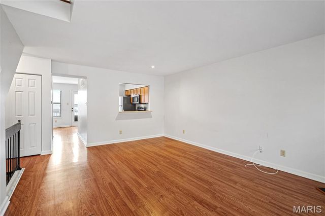 707 Forest Trace Drive E, Chesterfield, MO 63017