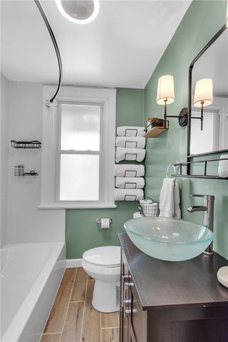 713 Clinton Pl, Bellevue, PA 15202