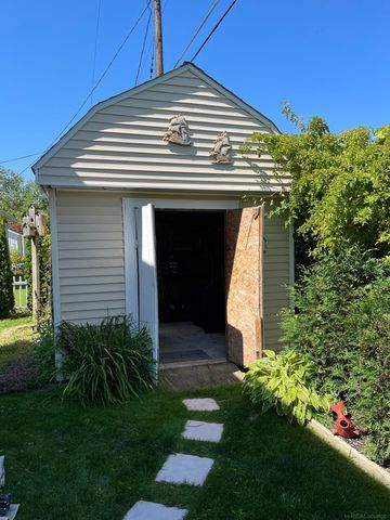 7333 Kilkare Street, Worth Twp, MI 48450