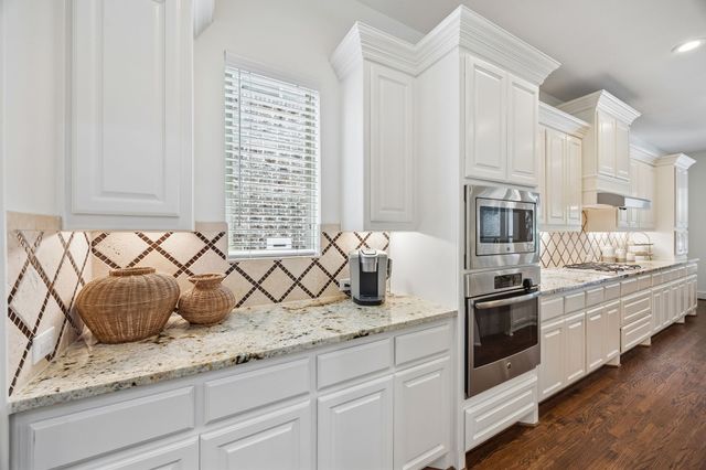 405 Cypress Garden Drive, Mckinney, TX 75071