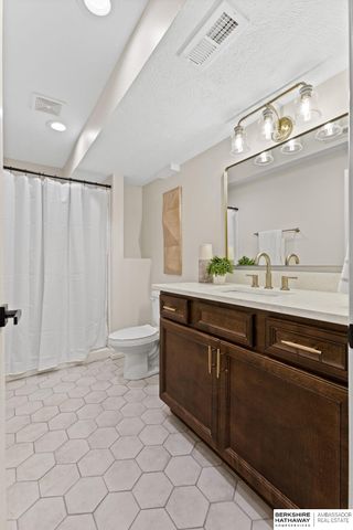 3212 Marcy Street, Omaha, NE 68105