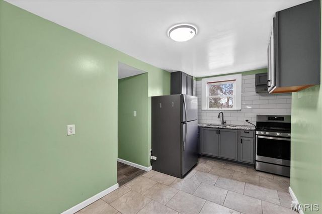 2657 E 24th, Granite City, IL 62040