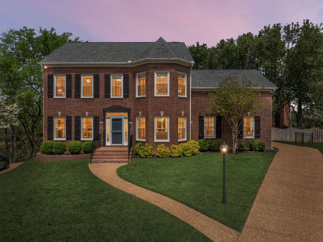 204 Tarrington Ct, Brentwood, TN 37027