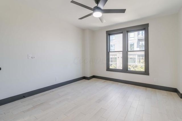 295 E 5th Avenue, Columbus, OH 43201