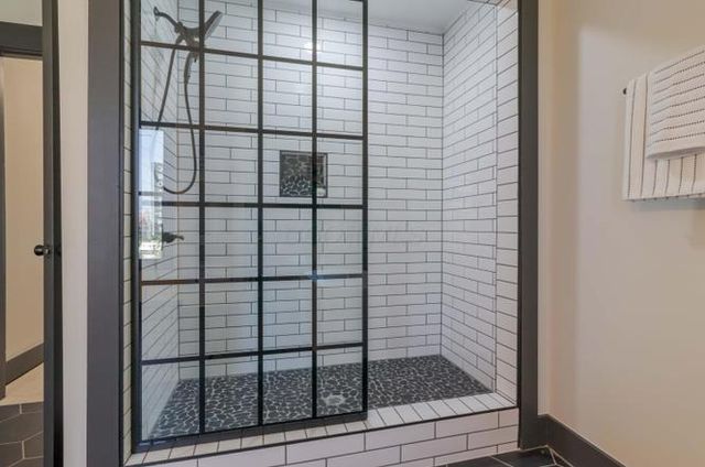 295 E 5th Avenue, Columbus, OH 43201