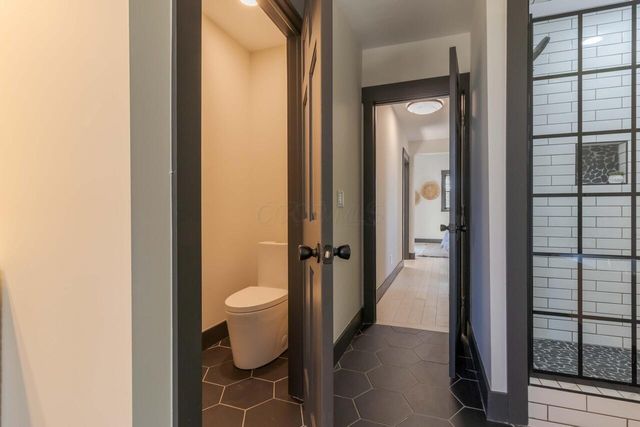 295 E 5th Avenue, Columbus, OH 43201