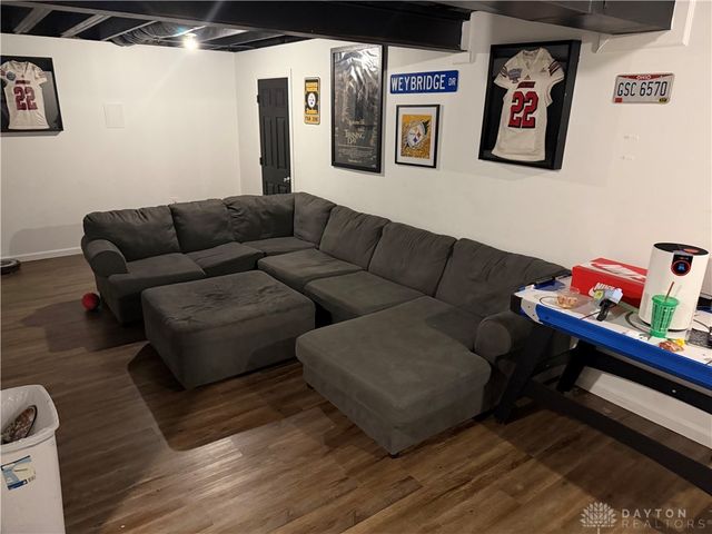 1882 Charles Court, Dayton, OH 45439