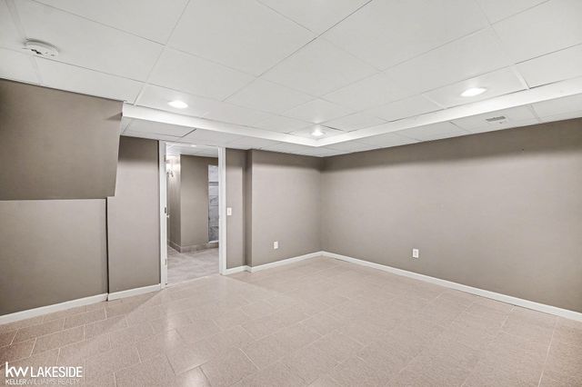 17471 Breckenridge Drive, Clinton Township, MI 48038