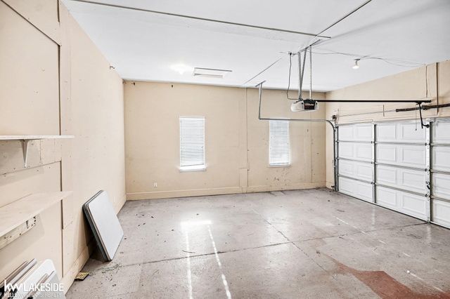 17471 Breckenridge Drive, Clinton Township, MI 48038