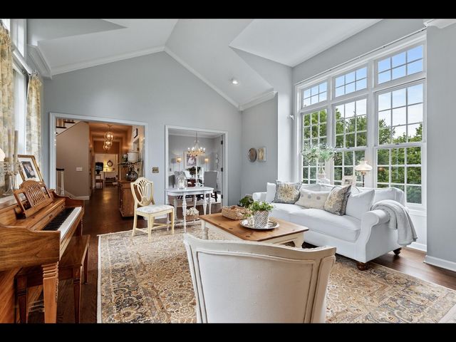 7180 Kenmare Drive, Bloomington, MN 55438