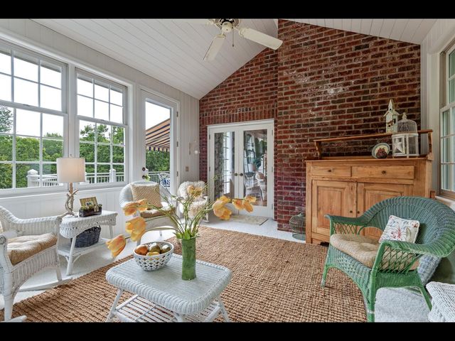 7180 Kenmare Drive, Bloomington, MN 55438