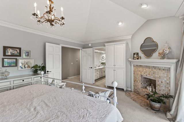 7180 Kenmare Drive, Bloomington, MN 55438