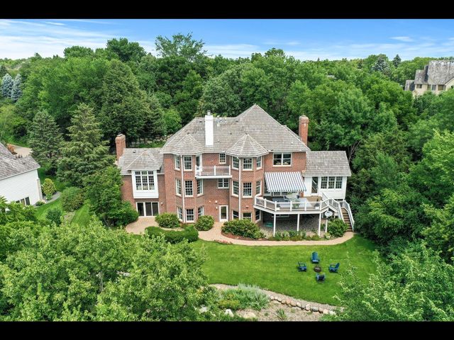 7180 Kenmare Drive, Bloomington, MN 55438