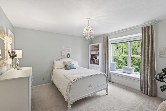 7180 Kenmare Drive, Bloomington, MN 55438