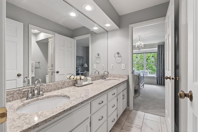 7180 Kenmare Drive, Bloomington, MN 55438