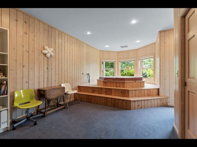 7180 Kenmare Drive, Bloomington, MN 55438