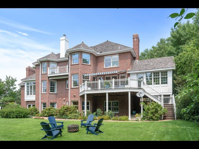 7180 Kenmare Drive, Bloomington, MN 55438