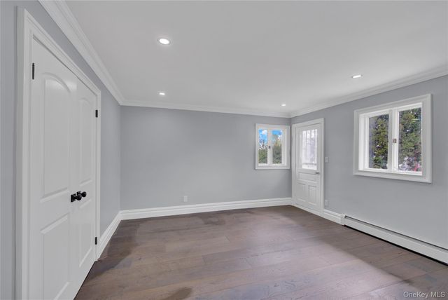 1716 White Street, North Bellmore, NY 11710