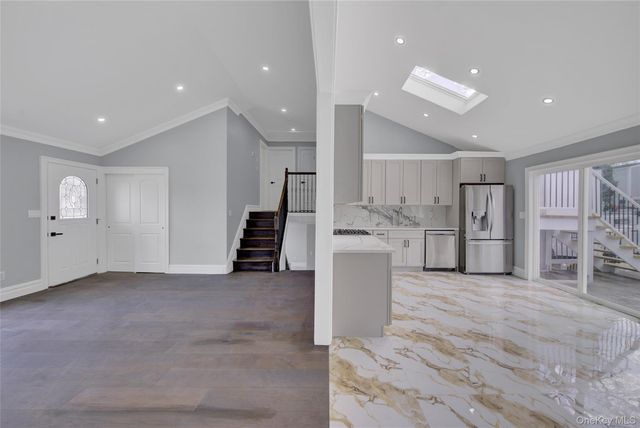 1716 White Street, North Bellmore, NY 11710