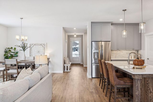 1423 Kasilof Court, River Falls, WI 54022