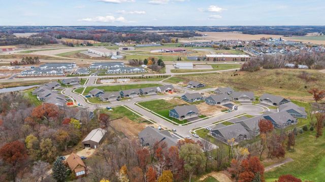 1423 Kasilof Court, River Falls, WI 54022