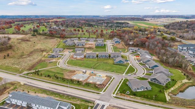 1423 Kasilof Court, River Falls, WI 54022