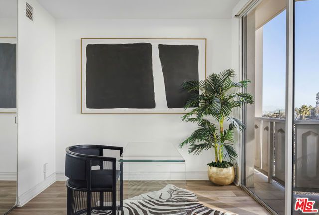 4455 Los Feliz Boulevard 703, Los Angeles, CA 90027