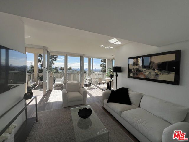 4455 Los Feliz Boulevard 703, Los Angeles, CA 90027