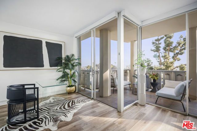 4455 Los Feliz Boulevard 703, Los Angeles, CA 90027