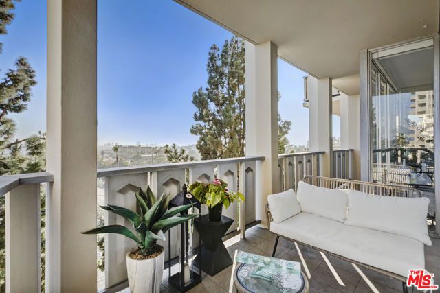 4455 Los Feliz Boulevard 703, Los Angeles, CA 90027