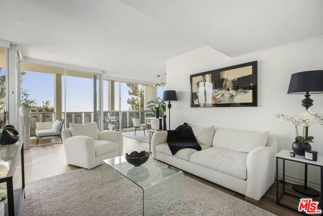 4455 Los Feliz Boulevard 703, Los Angeles, CA 90027