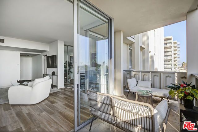 4455 Los Feliz Boulevard 703, Los Angeles, CA 90027