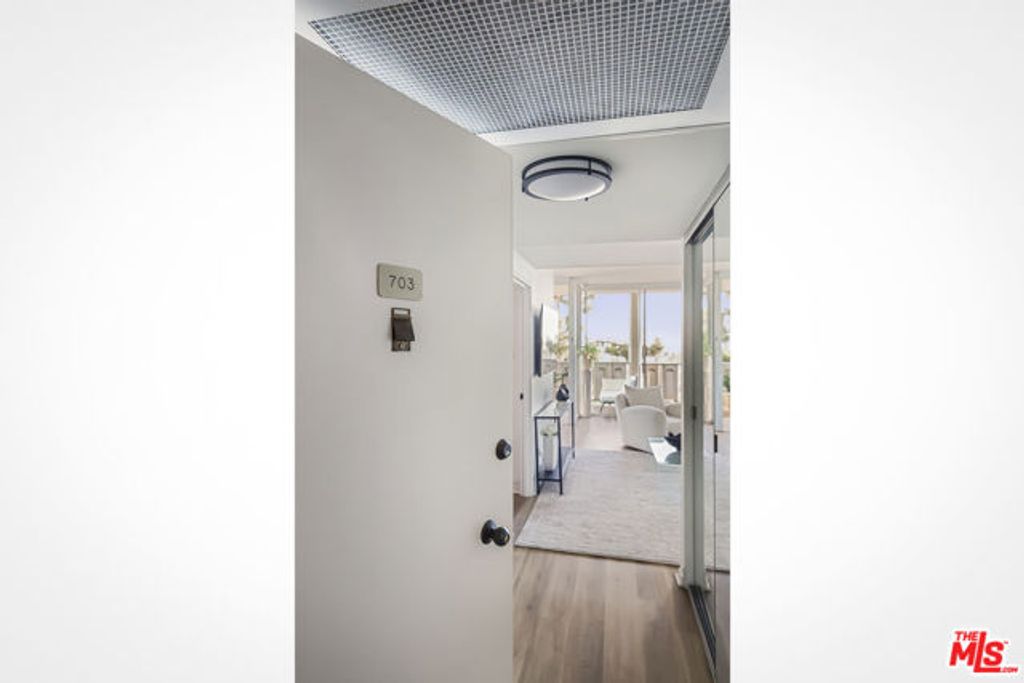 4455 Los Feliz Boulevard 703, Los Angeles, CA 90027