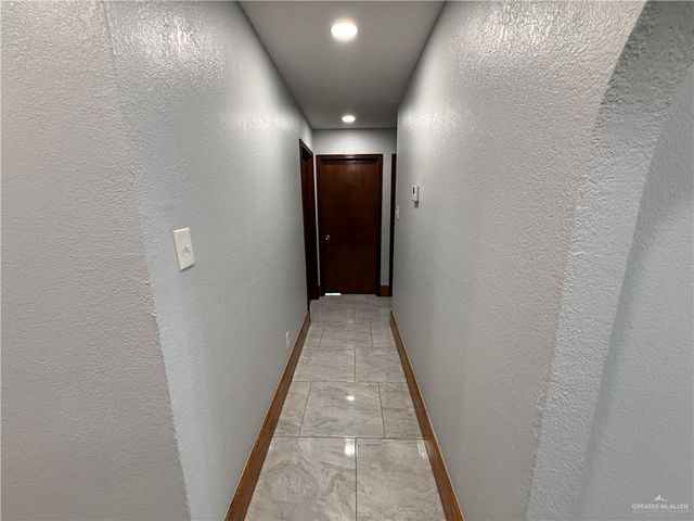6805 N 17th Street, Mcallen, TX 78504