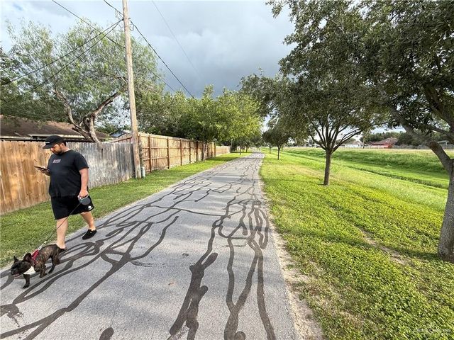 6805 N 17th Street, Mcallen, TX 78504