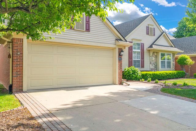 5610 Ortman Drive, Sterling Heights, MI 48314