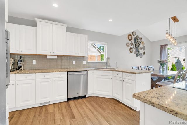 5610 Ortman Drive, Sterling Heights, MI 48314