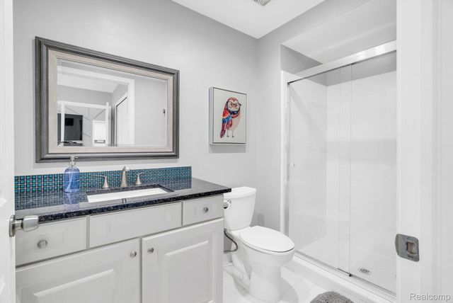 5610 Ortman Drive, Sterling Heights, MI 48314