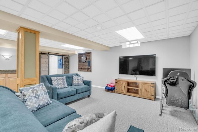 5610 Ortman Drive, Sterling Heights, MI 48314