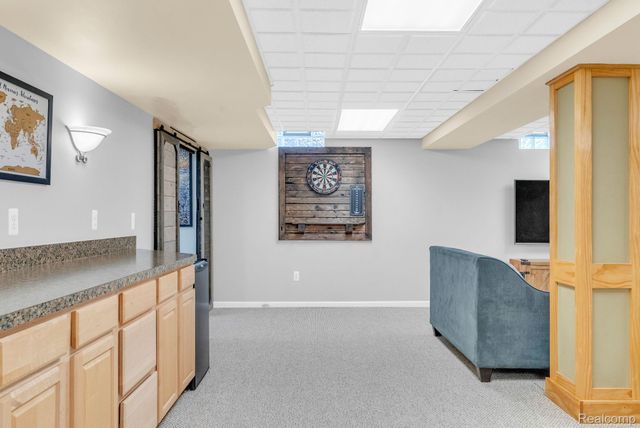 5610 Ortman Drive, Sterling Heights, MI 48314