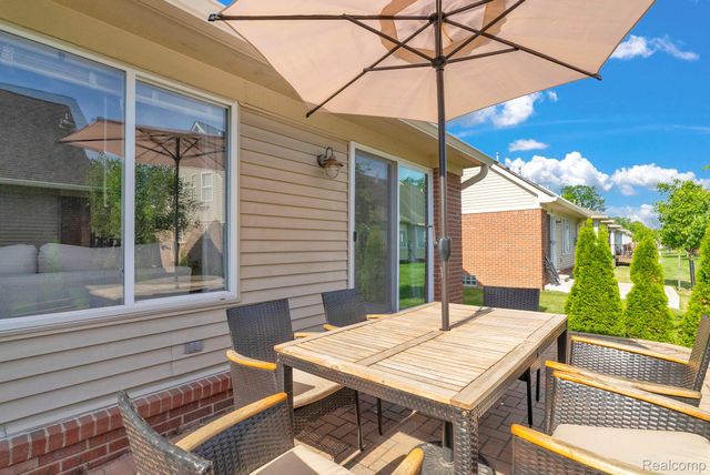 5610 Ortman Drive, Sterling Heights, MI 48314