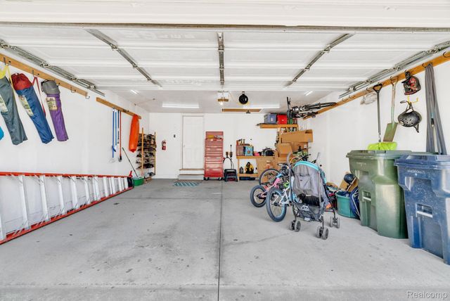 5610 Ortman Drive, Sterling Heights, MI 48314