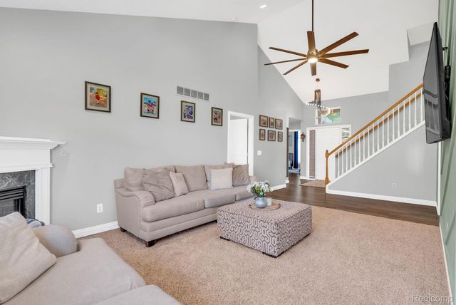 5610 Ortman Drive, Sterling Heights, MI 48314
